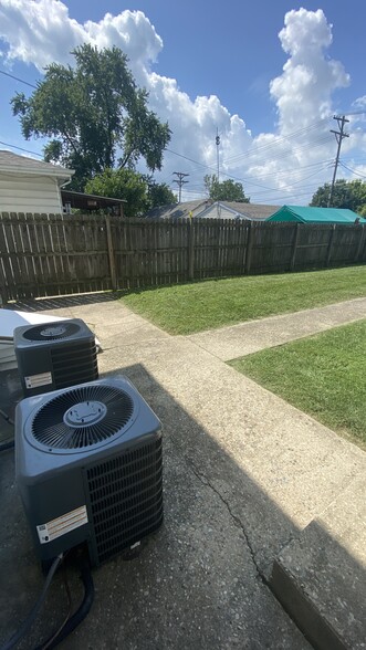 Building Photo - 1311 S 17th St