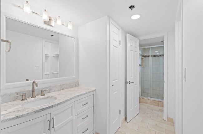 Building Photo - 3525 Sage Rd