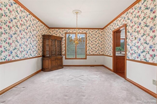 Building Photo - 40387 Emerald Ln E