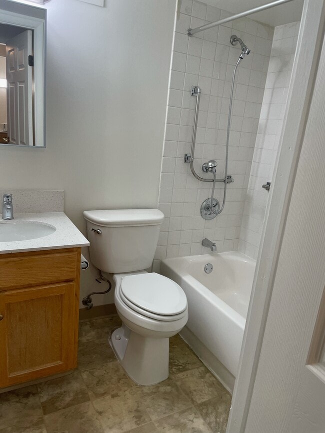 Floorplan - Pine Oak Apartments