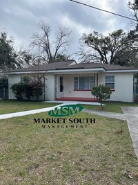 Building Photo - REDUCED!! Eastside location