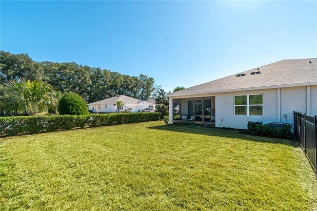 Building Photo - 5223 NW 48th Pl