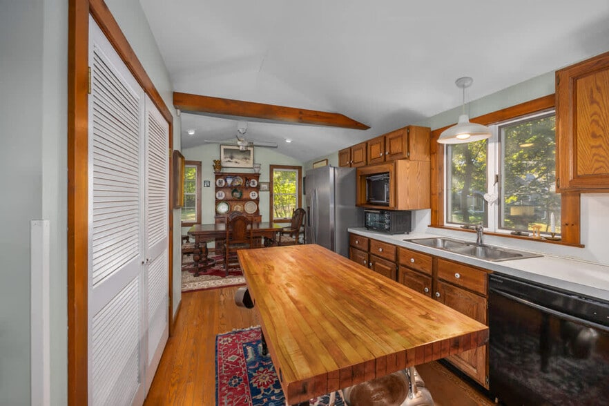 Building Photo - 3409 Elizabeth St