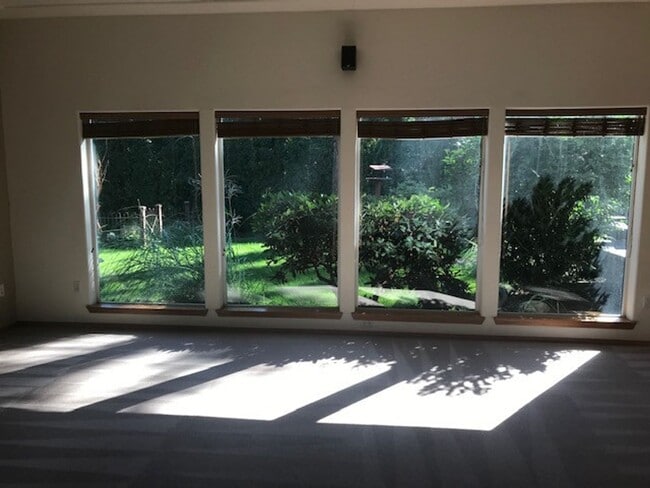 Building Photo - COMING SOON JUNE !! Two Story Home By Old Sundance Golf Course