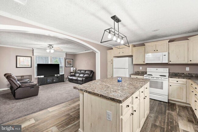 Building Photo - 13115 Arcadia Rd