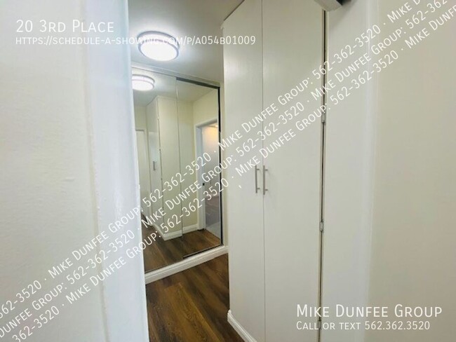 Building Photo - 20 3rd Pl