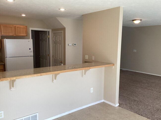 Building Photo - 1289