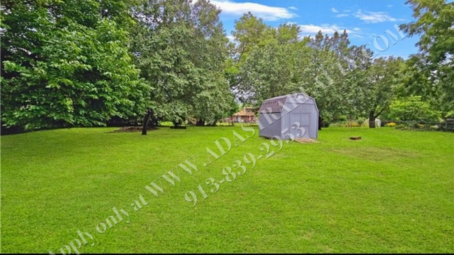 Building Photo - Cute Updated Home in Raytown-Coming SOON!!