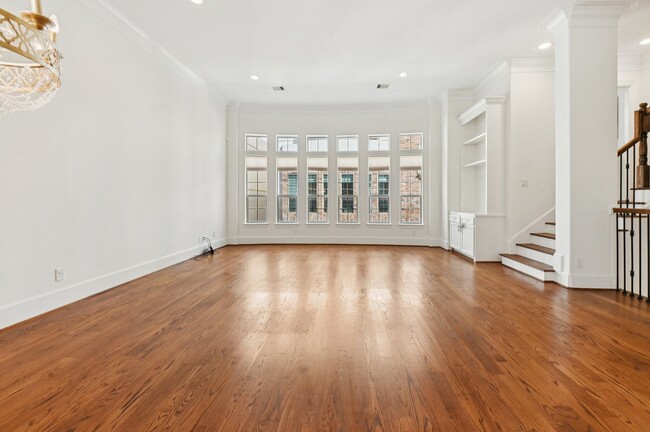 Building Photo - 5636 Kiam St