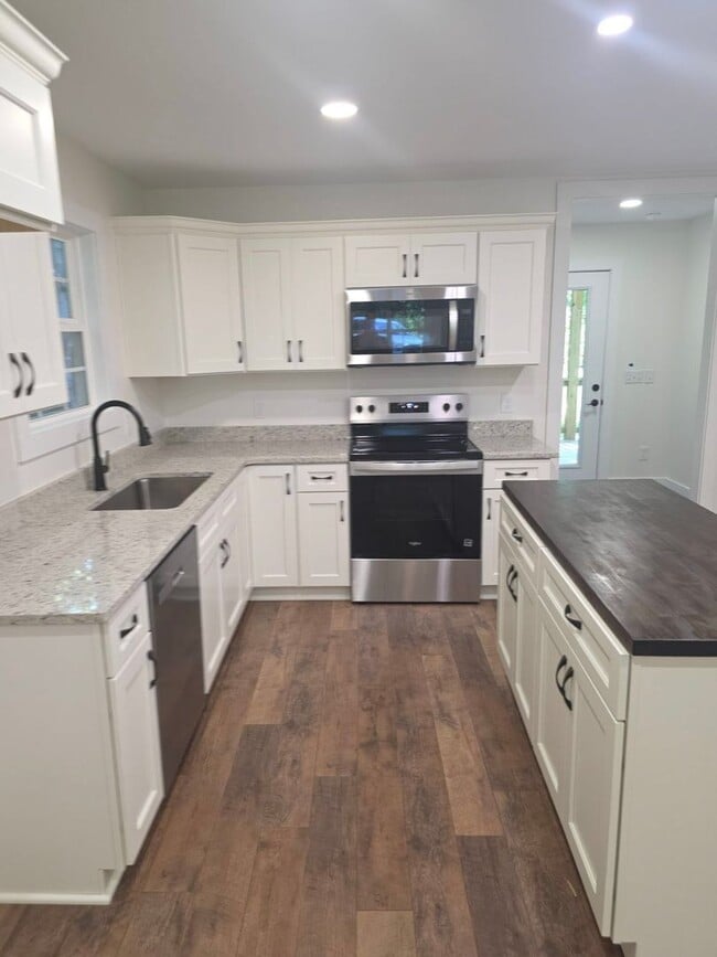 Building Photo - Brand-New 3-Bedroom Home with Office in Doyle, TN