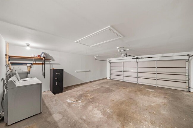 Building Photo - 1201 Bering Dr