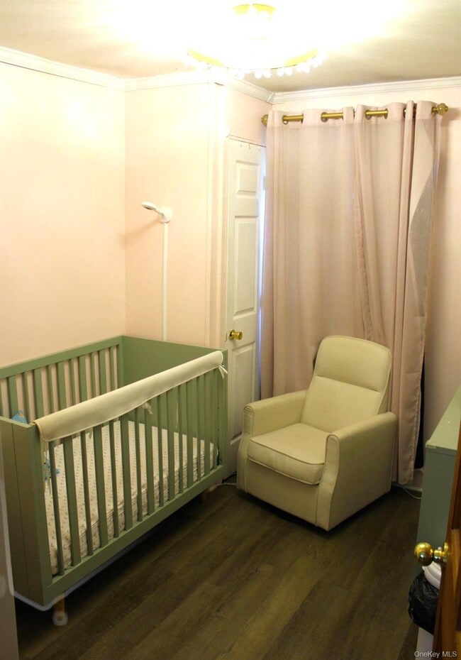 Building Photo - 19 Liberty St