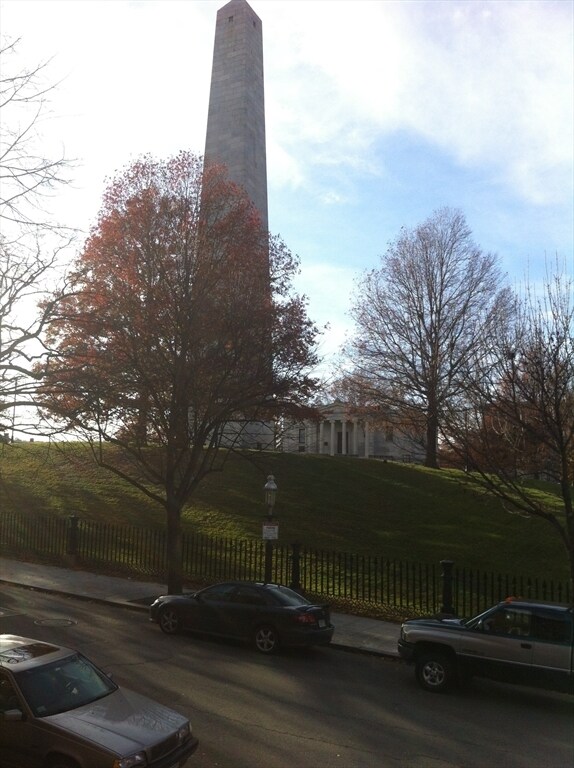 Building Photo - 15 Monument Sq