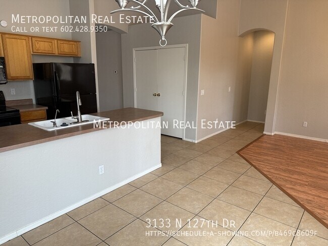 Building Photo - 3133 N 127th Dr