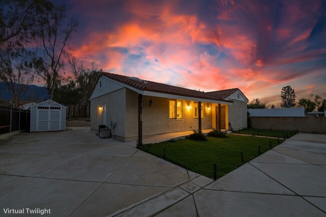 Building Photo - 12428 Lilac Ct