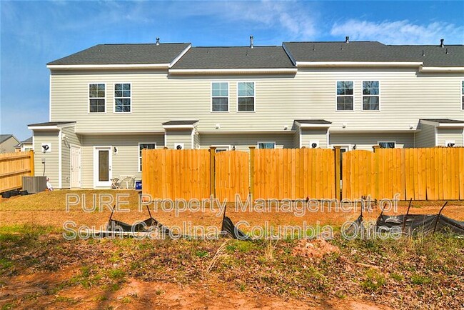 Building Photo - 215 Northwood St