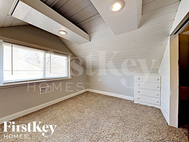 Building Photo - 1546 Highridge Pkwy