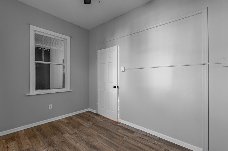 Building Photo - 3602 S 53rd Ave
