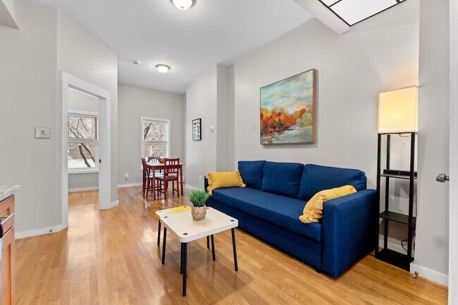 Building Photo - 47 Coleman St