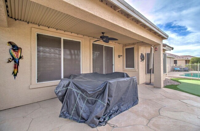 Building Photo - 22896 W Arrow Dr