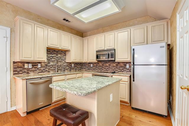 Building Photo - 18719 Riverstone Ct