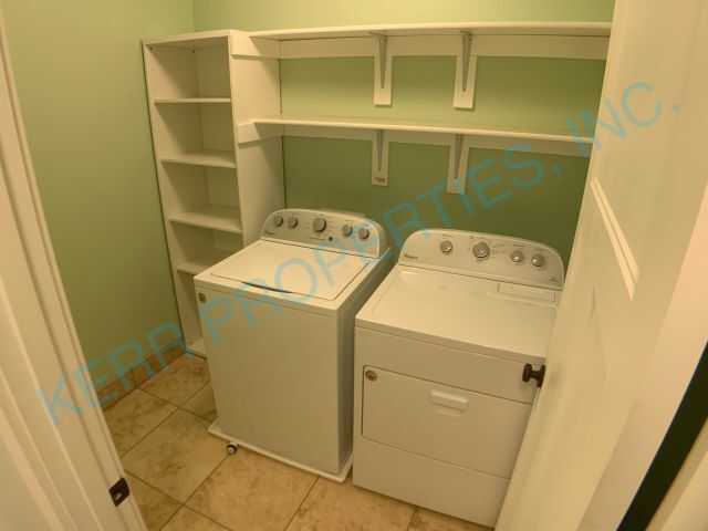 Building Photo - 408 NE 141st Pl