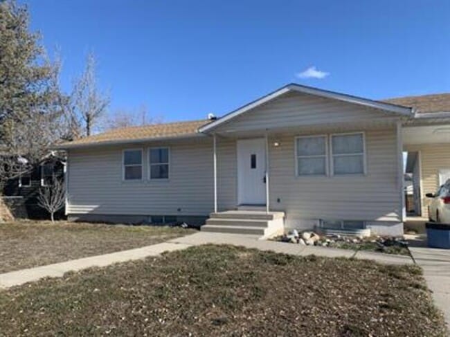 Building Photo - 3498 Valley Heights Dr