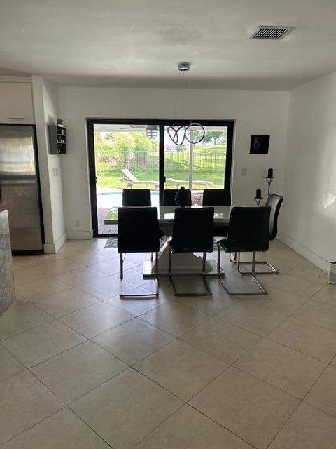 Building Photo - 2400 SW 86th Ave