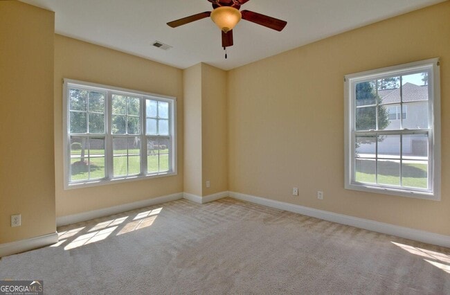 Building Photo - 170 Diana Dr