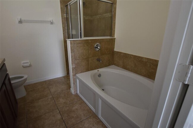 Building Photo - 1123 Honey Blossom Dr