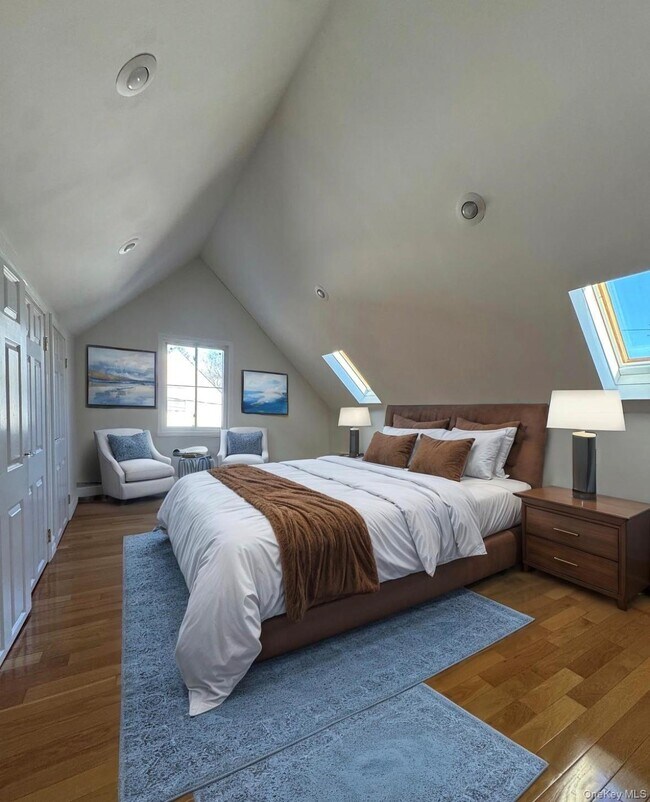 Building Photo - 12 Chadwick Rd