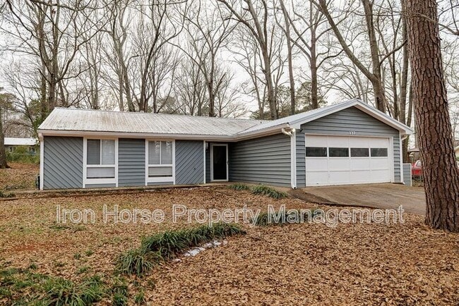 Building Photo - 137 Hight Dr