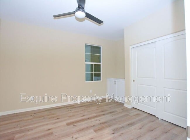 Building Photo - 2725 Navajo St