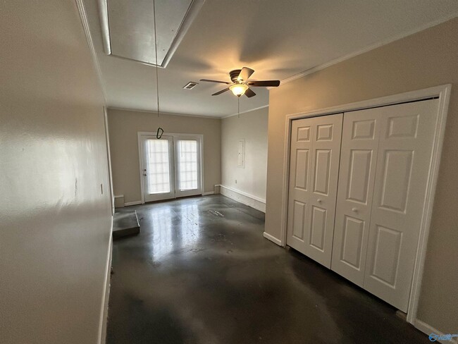 Building Photo - 6873 Old Railroad Bed Rd