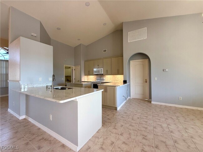 Building Photo - 1700 SW 30th Terrace