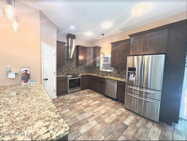 Building Photo - 651 Timbermill Ln