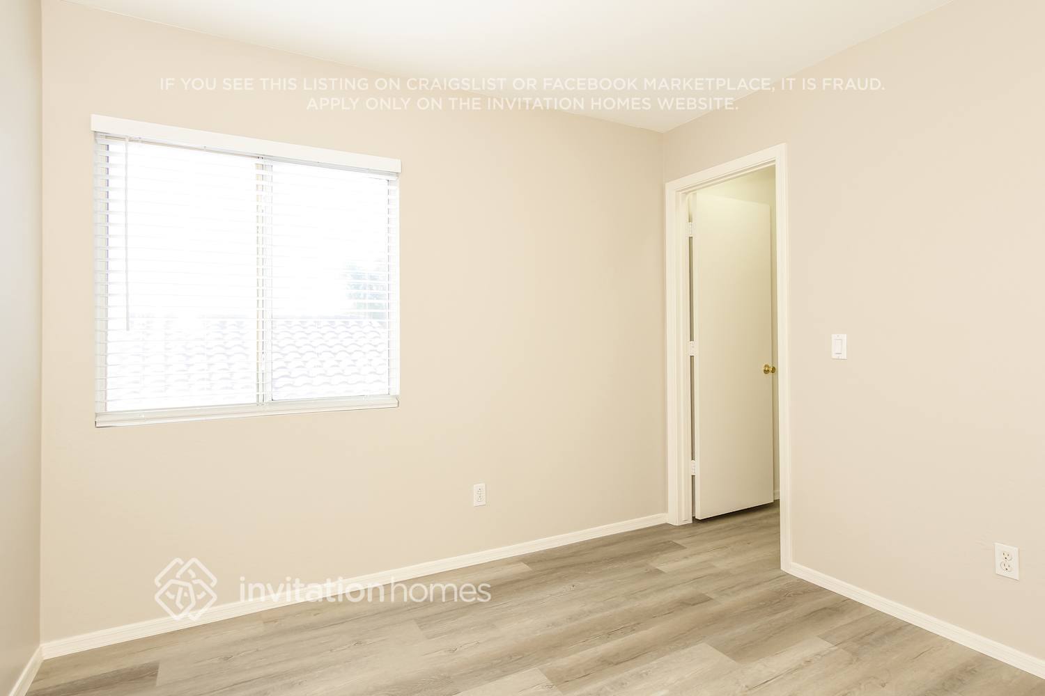 Building Photo - 11912 W Scotts Dr