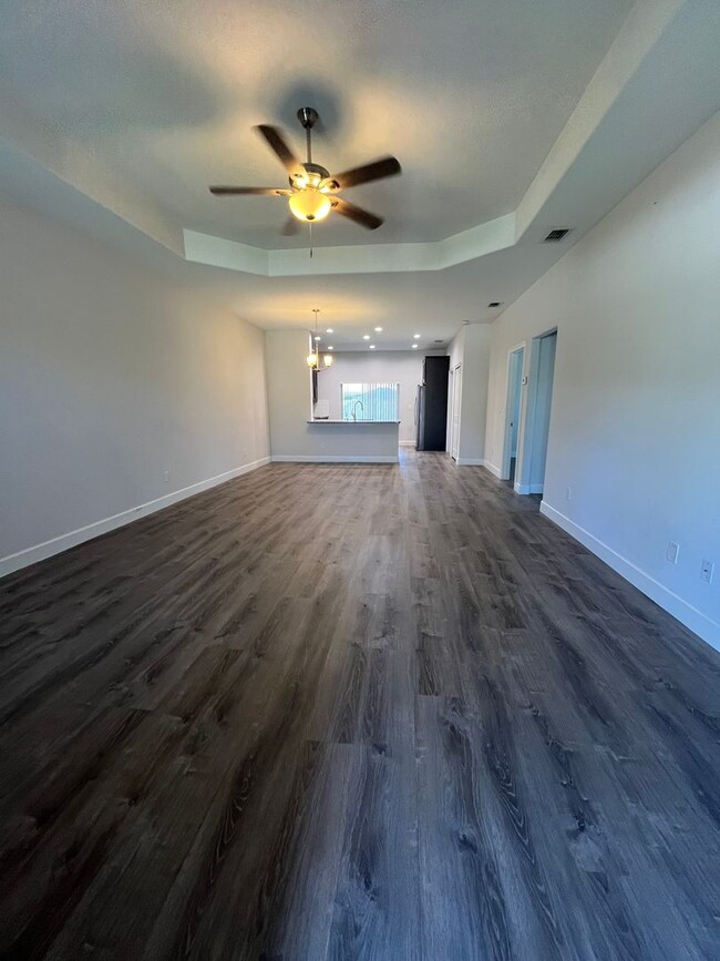 Building Photo - Newer Construction 3 Bedrooms 2 Baths!