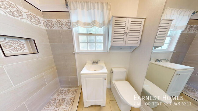 Building Photo - 19022 Sylvan St