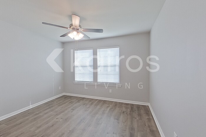 Building Photo - 116 SANTIAGO COURT