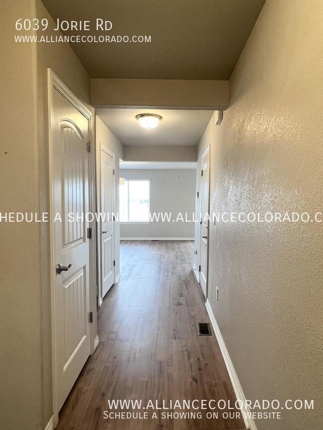 Building Photo - 6039 Jorie Rd