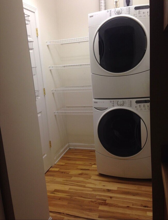 Building Photo - 31-F SL