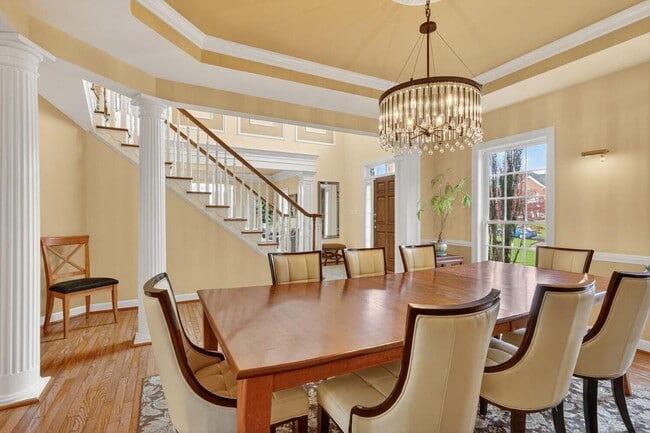 Building Photo - 401 Hilton Head Ct