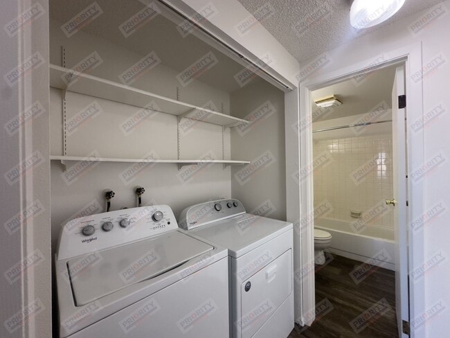 Building Photo - Ealges Nest Apartments