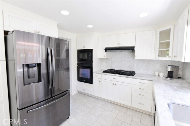 Building Photo - 25592 Leeward Dr