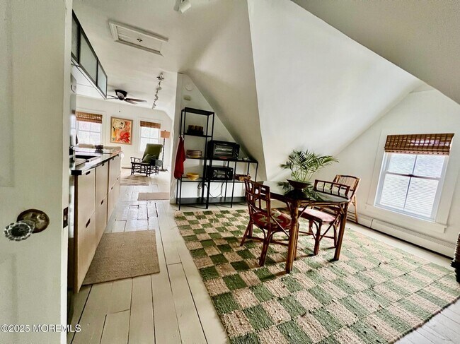 Building Photo - 74 Mt Hermon Way