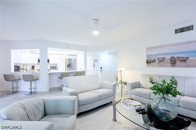 Building Photo - 592 Beachwalk Cir