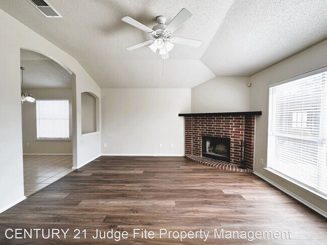 Building Photo - 3 br, 2 bath House - 1529 Bluewater Drive