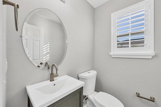 Building Photo - 8944 White Sage Loop