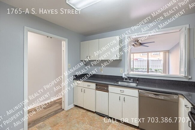 Building Photo - 1765-A S Hayes St